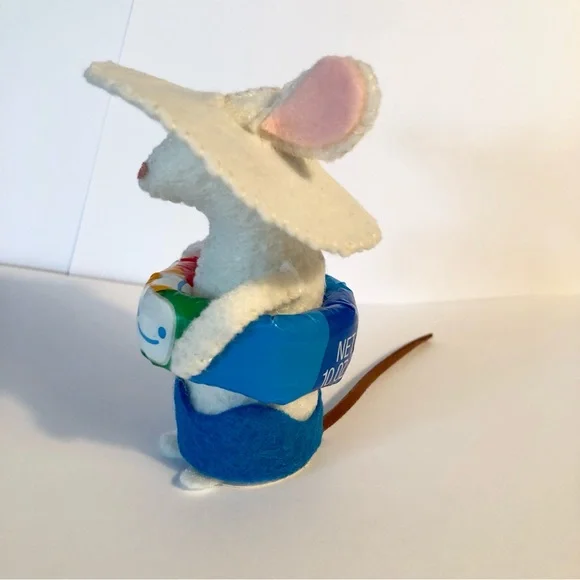 Vacation Felt Mouse Art Doll with inner tube floatie beach fun handmade - Picture 4 of 9